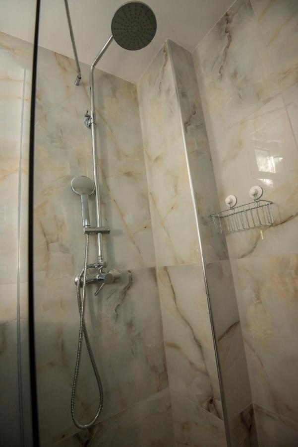 Olive 103 Apartment Peraia  Ngoại thất bức ảnh