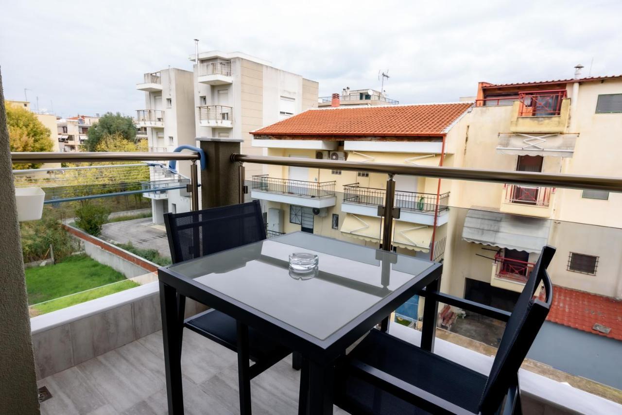 Olive 103 Apartment Peraia  Ngoại thất bức ảnh